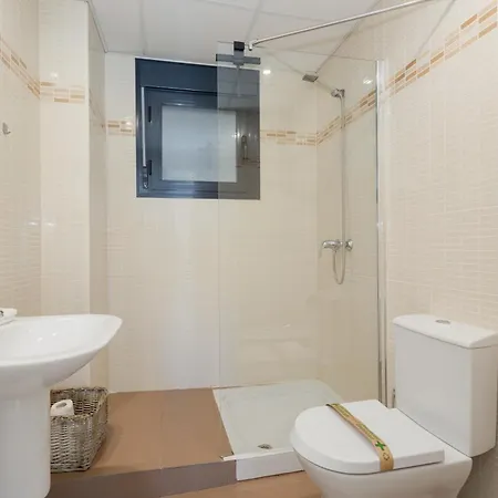 First-line Beach, Terrace And Pool With Incredible Sea Views, New Golden Mile アパート *