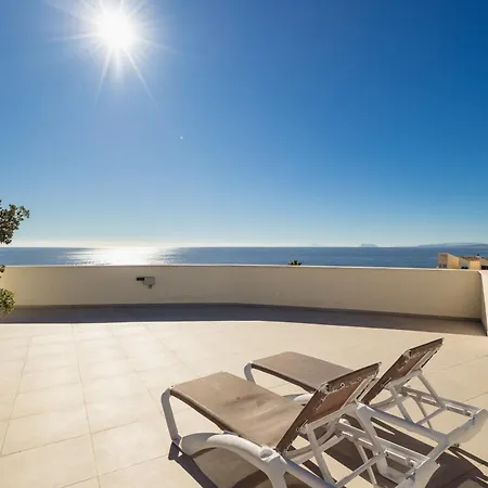 First-line Beach, Terrace And Pool With Incredible Sea Views, New Golden Mile *