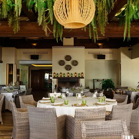 First-line Beach, Terrace And Pool With Incredible Sea Views, New Golden Mile