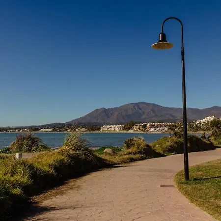 First-line Beach, Terrace And Pool With Incredible Sea Views, New Golden Mile *