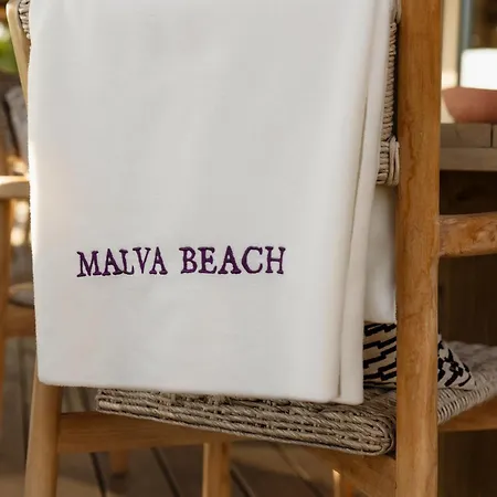 アパート First-line Beach, Terrace And Pool With Incredible Sea Views, New Golden Mile